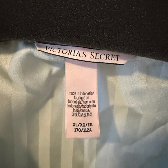 Victoria's Secret Striped Satin Pajama Set Shorts Top Light Mint Green Size XL - Picture 13 of 15